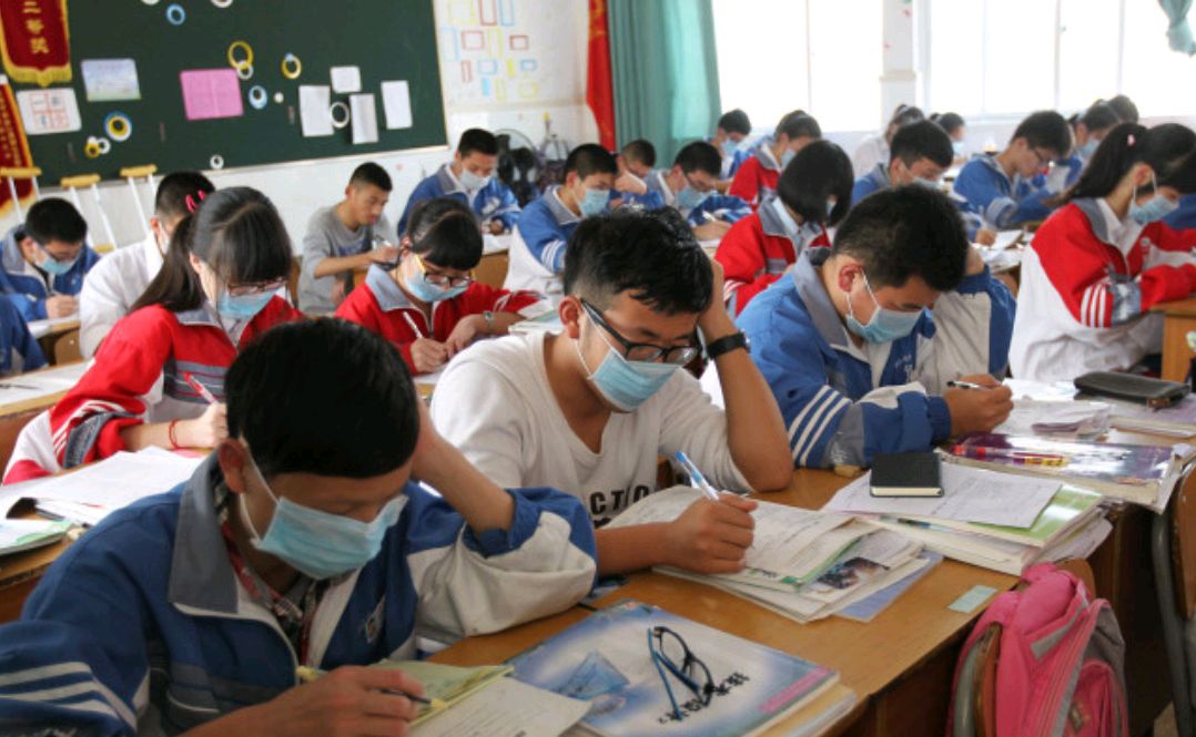 准备中考教孩子不要紧张的话语,中考时孩子紧张了影响多大