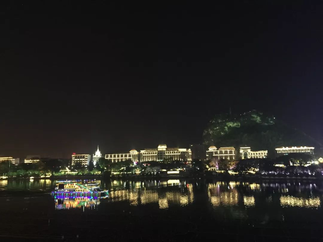 放假柳州有什么好玩的吗,柳州自助餐哪里好吃又便宜