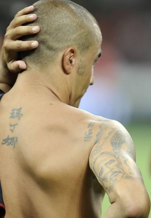 女大十八变!卡纳瓦罗为女儿举办成人礼玛丁娜神似卡帅成性感女神