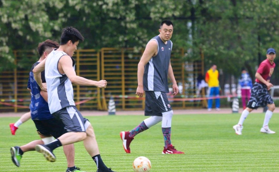 辽篮赵继伟心态,辽篮赵继伟绝杀球迷的反应