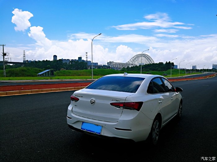 英朗1.5l自然吸气满载超车,英朗自动巡航提速猛