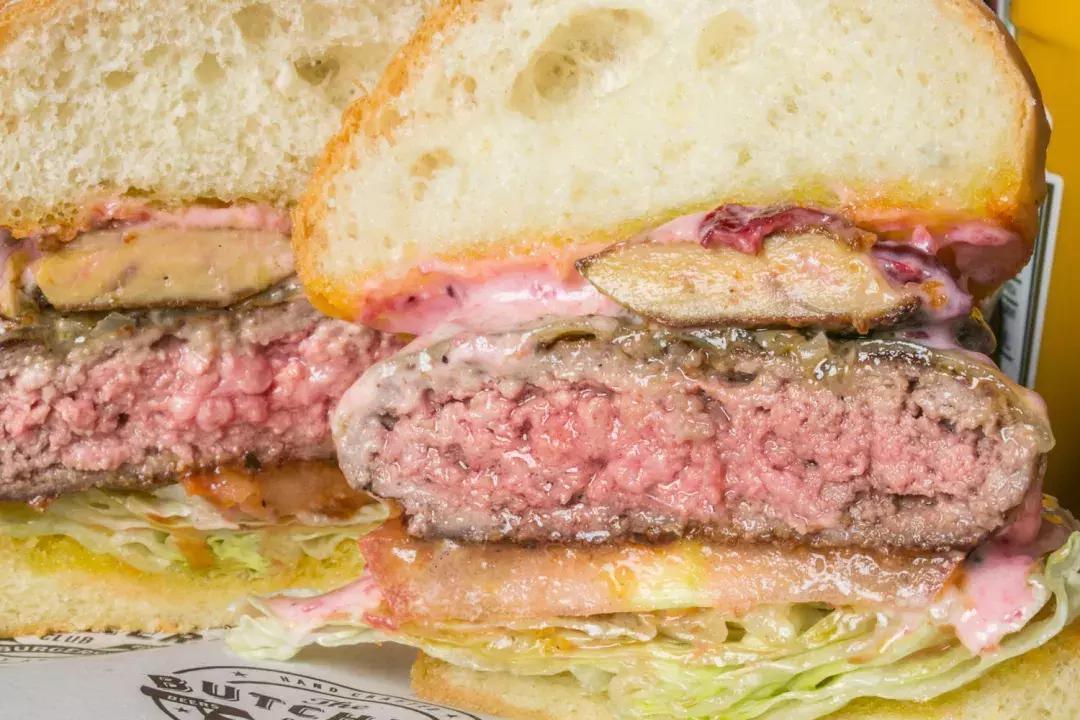 最正宗的纽约汉堡 (纽约神级汉堡在上海排队)