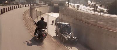 第一滴血是什么题材的电影,第一滴血最后一滴血完整版