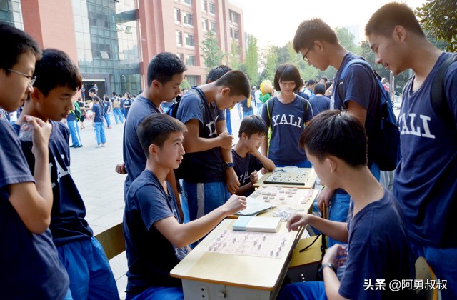长沙市雅礼中学校联赏析,长沙市四大名校雅礼中学图片
