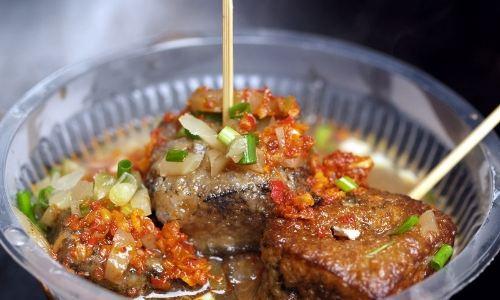 朝发夕至列车发车,长沙至丽江的飞机