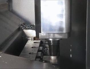 把锁锁上了怎么弄下来,锁怎么样是锁上的