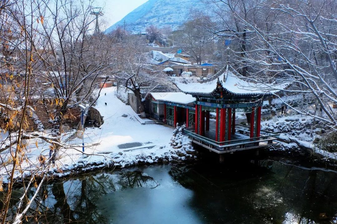 三月机票特价旅游地,3月份从成都出发机票白菜价