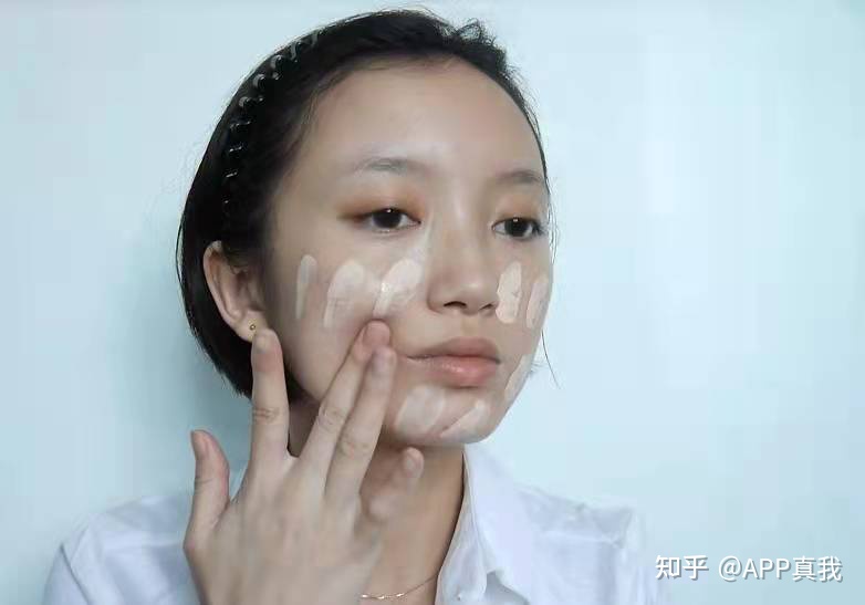 你的粉底液用对了吗,粉底液真的能完全遮住毛孔吗