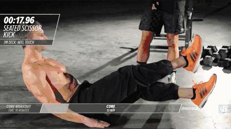 *辱侮**中国肌肉男的身材？网友：呸，你不配