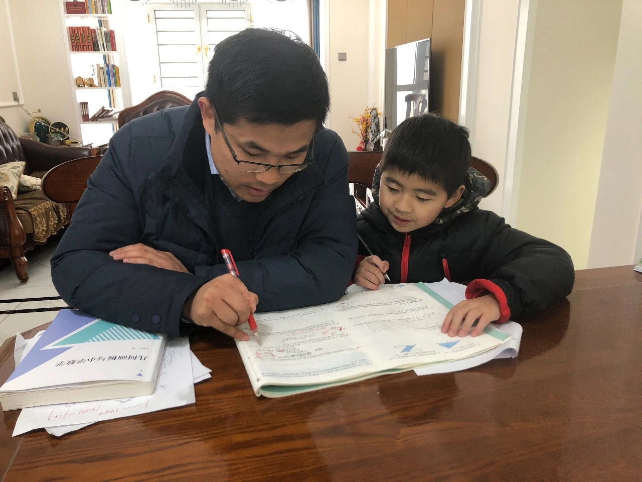 一切为了学生的发展,一切为了学生一切依靠学生