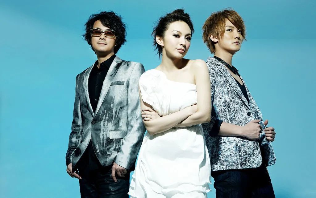 曾经扬言要超过周杰伦的人还有谁,消失多年终于决定重出江湖