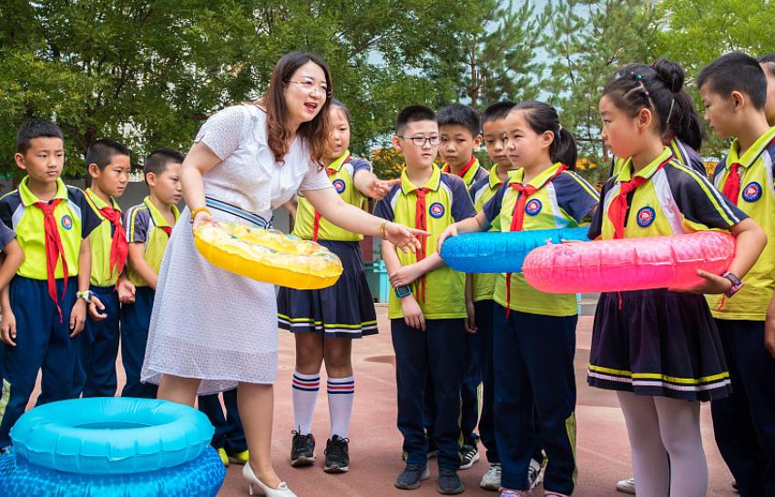 初中考定向师范生难度大吗,中考定向师范生是正规编制吗