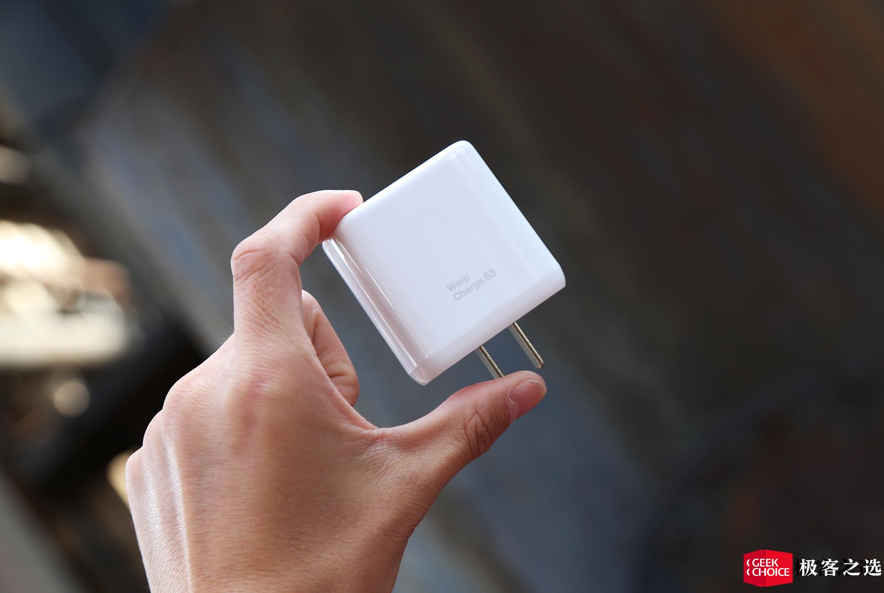 一加9RT体验:用上全新E4直屏和ColorOS12,直屏*党**的新选择?