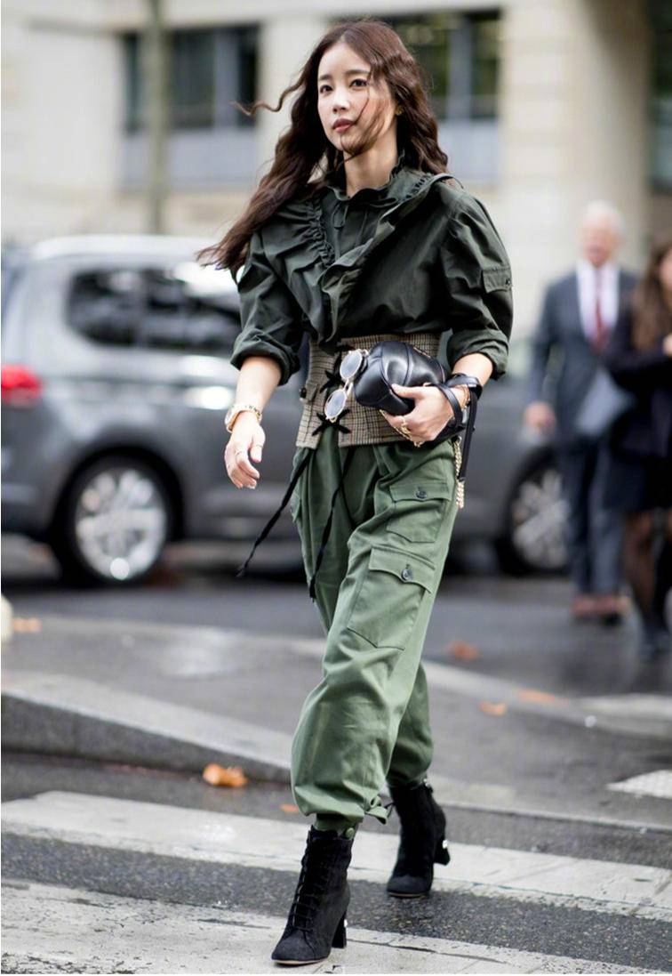 今年最洋气的阔腿裤垂感格子裤,百搭神裤阔腿裤显腿长拖地裤