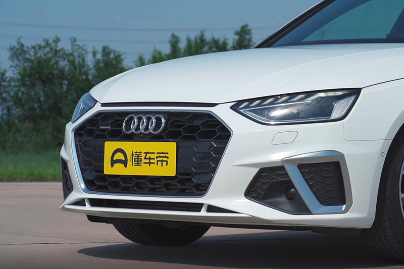 奥迪a4l比较宝马三系,最强a4