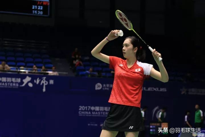 羽毛球高远球怎么打不到后场,羽毛球高远球打不到底线