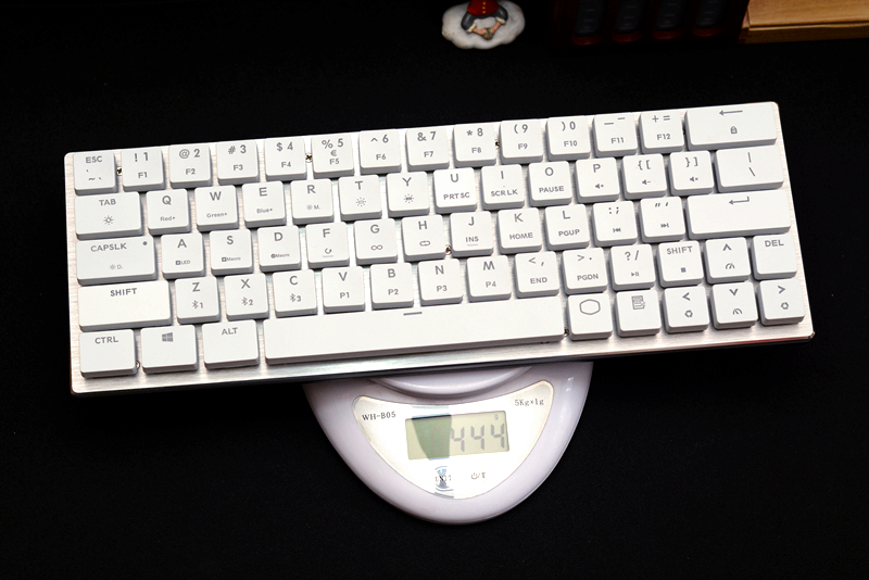 有一种键盘叫仅此一款,酷冷至尊SK621键盘,60%配列、Cherry矮轴