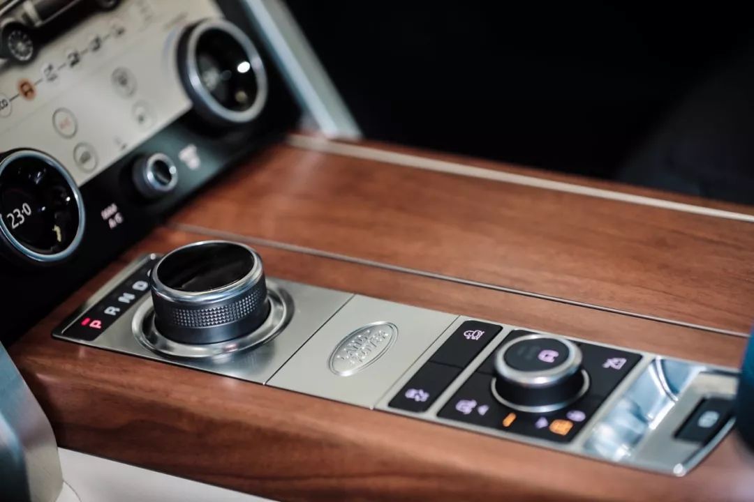 2022款全新一代揽运试驾视频,揽运2022款试驾视频