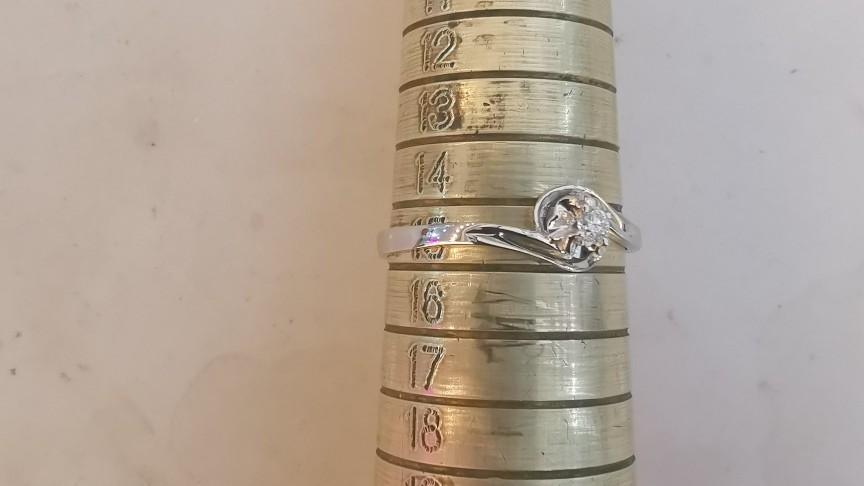 钻石戒指改圈过程一般多少天,黄金戒指圈戒小了如何改大