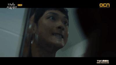 群租吃人游戏，前两分钟男主就被爆头