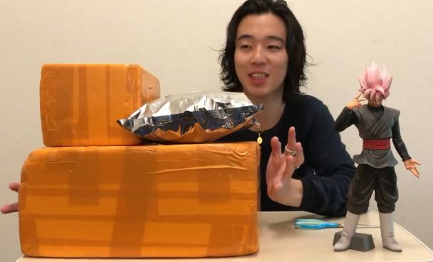 国产龙珠超四手办,山寨版奥特曼手办开箱