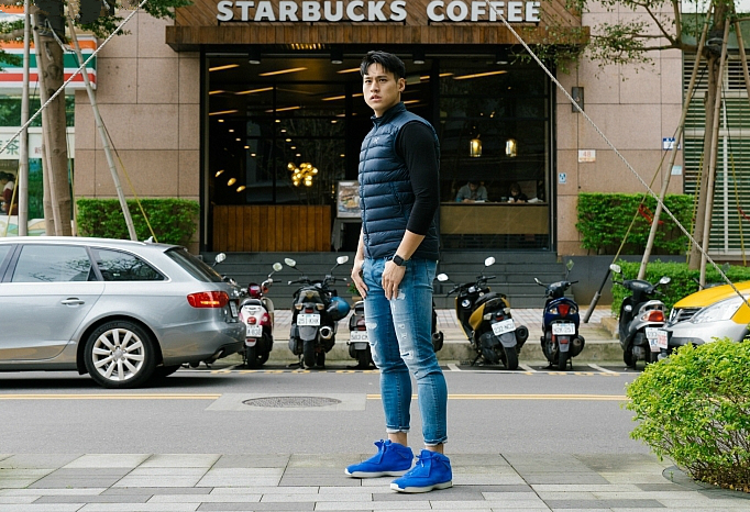 arcteryx始祖鸟哪款过冬,arcteryx始祖鸟冲锋衣日常穿