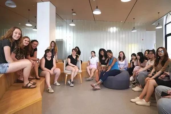 4年32万学费,全国学费最贵四所艺术学校