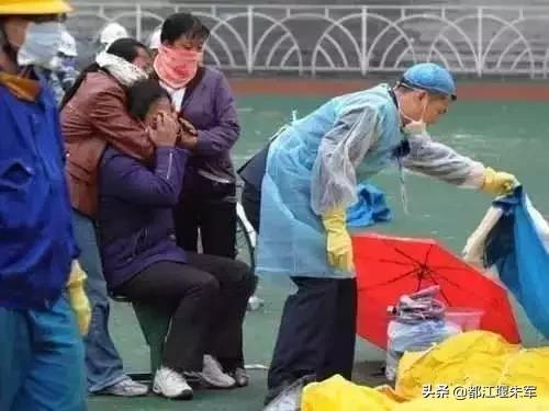 汶川地震十二周年：100张记录汶川地震的照片