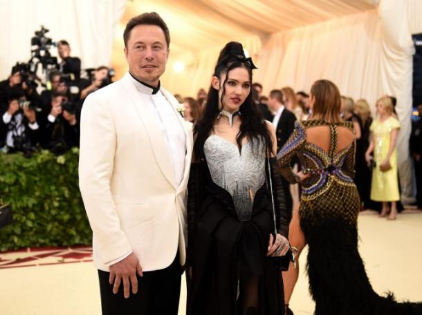 马斯克新女友,马斯克女友个个貌美如花