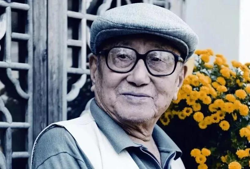 “域外艺旅——张松访欧写生作品展”研讨会成功举办