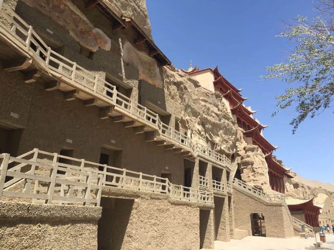 古道大字典GS007-河西古道：鹿王本生敦煌壁，灵兽见容异域天