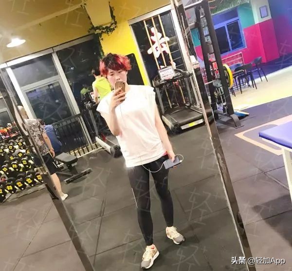 减重40斤前后对比照,178斤减重后的样貌变化