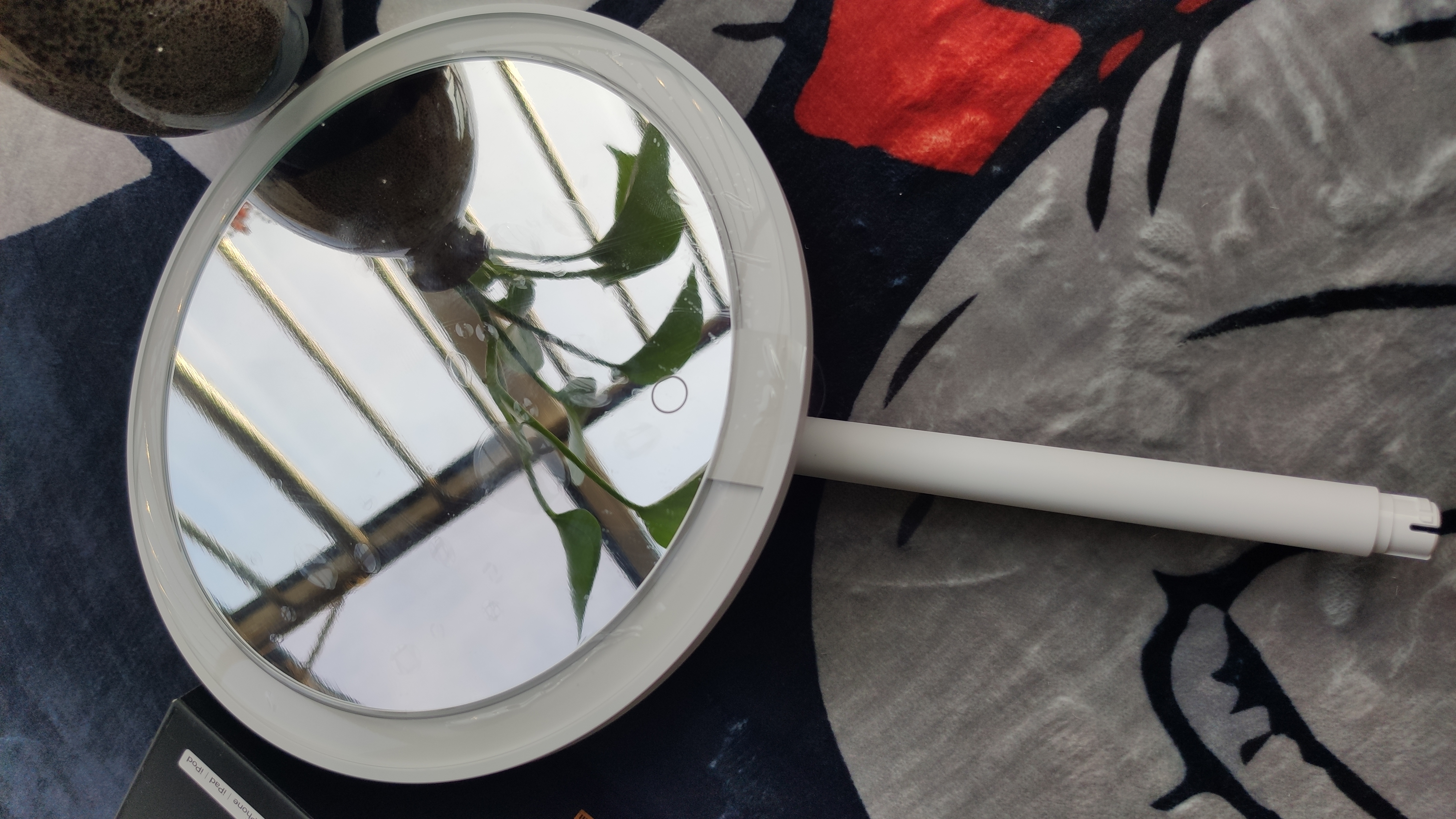 米家led化妆镜拆解,室内还原阳光的补光灯