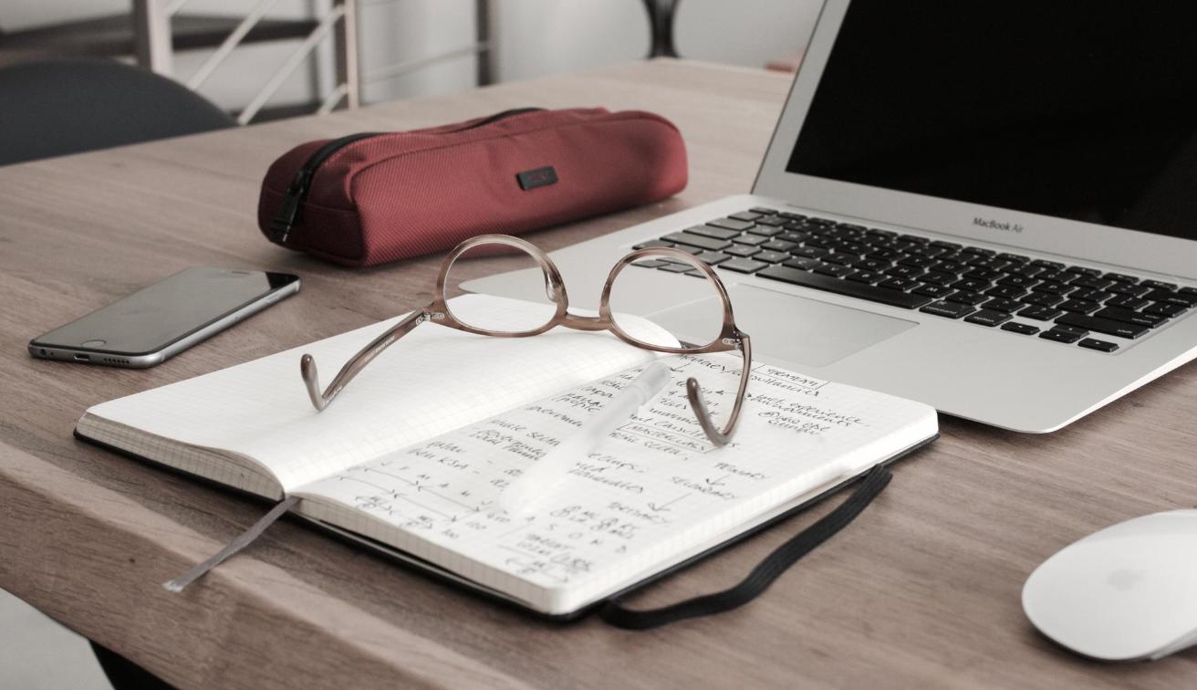 小城市适合居住的工作,隐秘的角落的社会意义