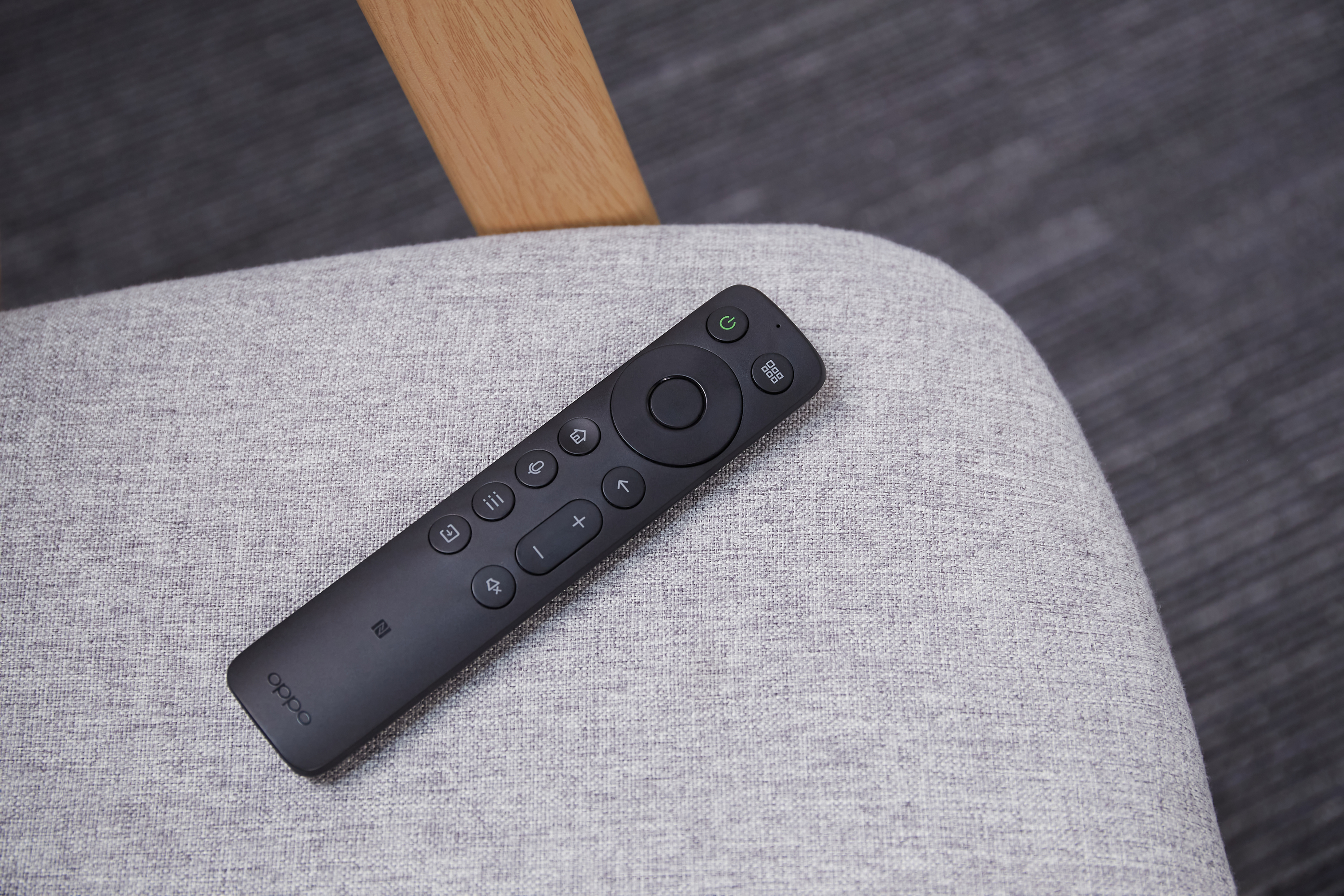 OPPO智能电视R1上手体验：拒绝中庸，特色十足的全能选手