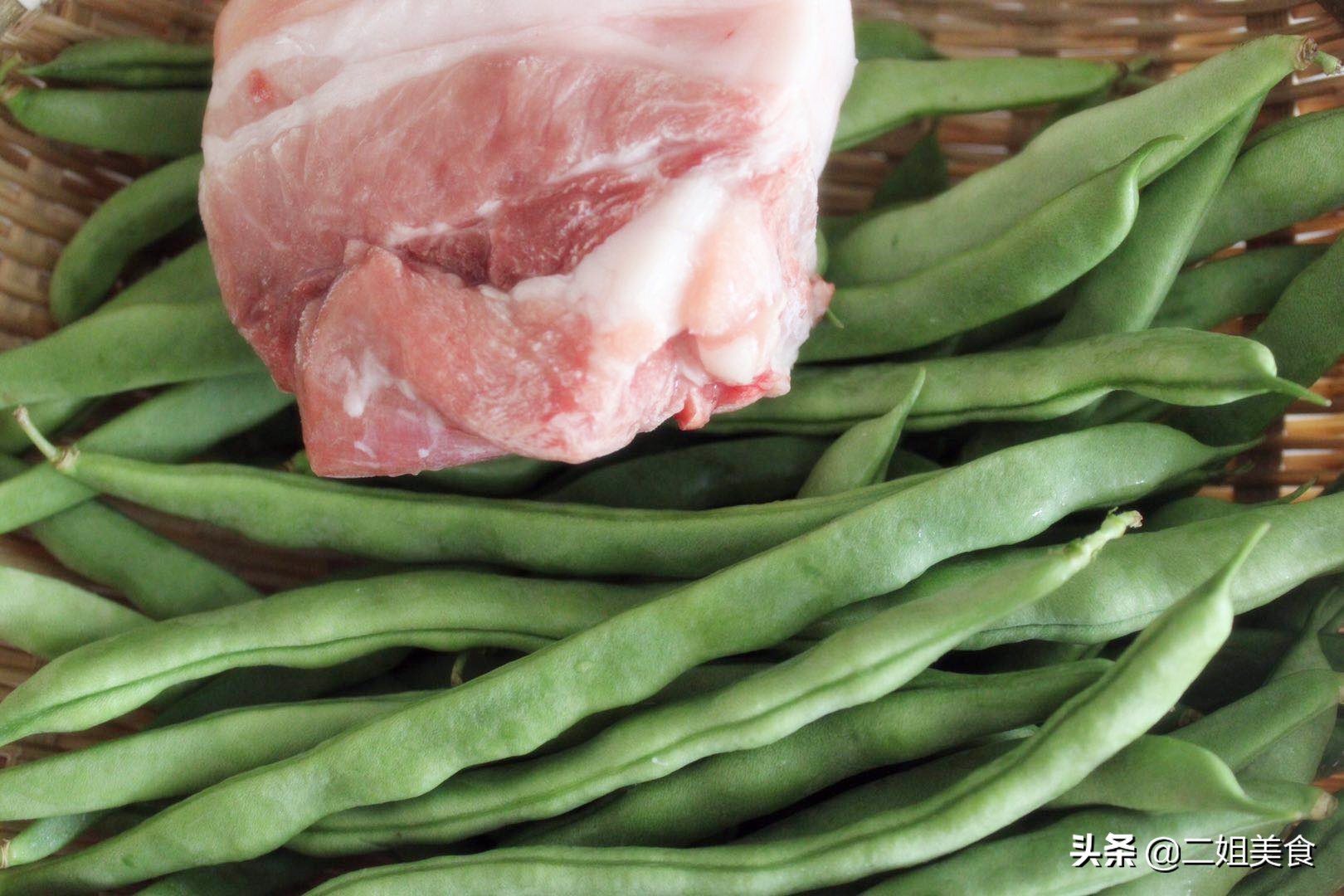 豆角肉包子的包法和发面全过程,做豆角包子豆角需要用水焯一下吗