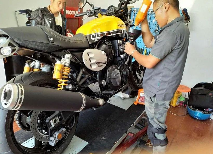 2020款顶配电喷雅马哈xjr1300,本田cb1300雅马哈xjr1300