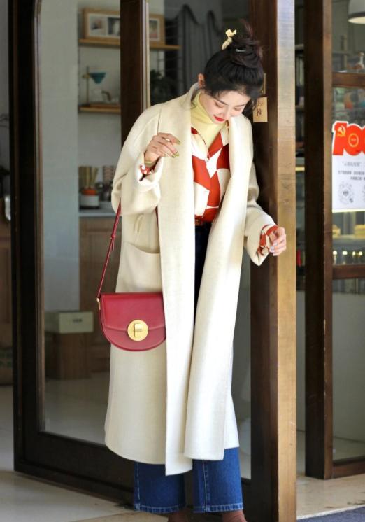 韩系大衣如何搭配冬季,韩系大衣怎么穿搭温柔气质