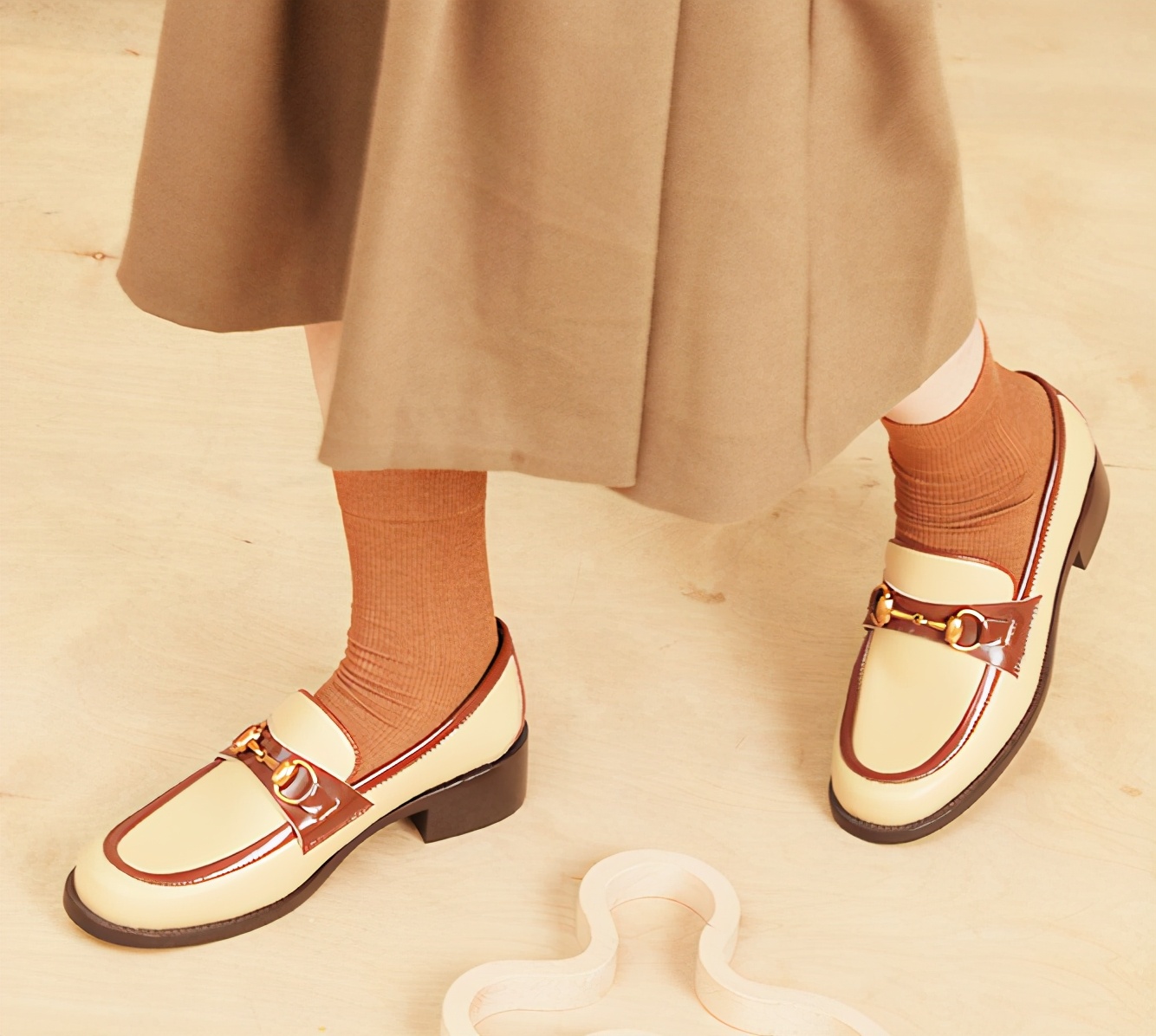 早春这3双仙女鞋火了好看又高级,入秋了想要舒适不累还百搭的鞋