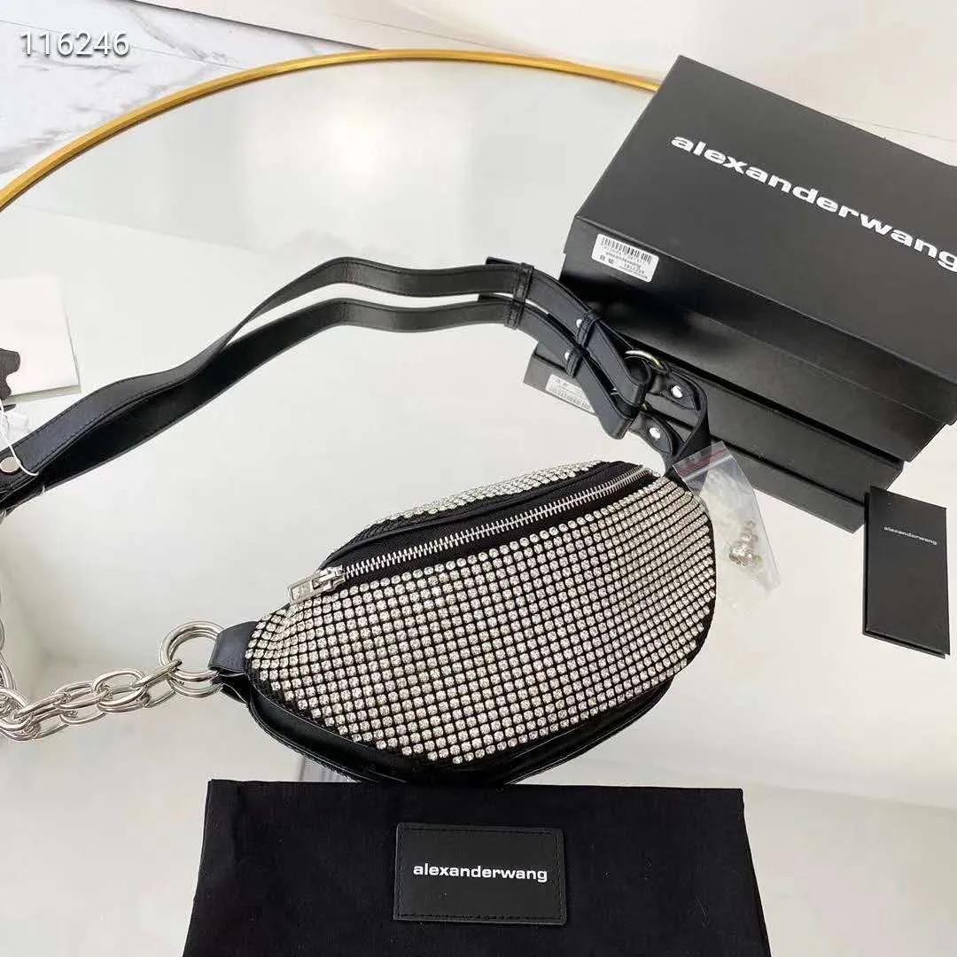 为什么女人说包包能治百病,女人包治百病说说