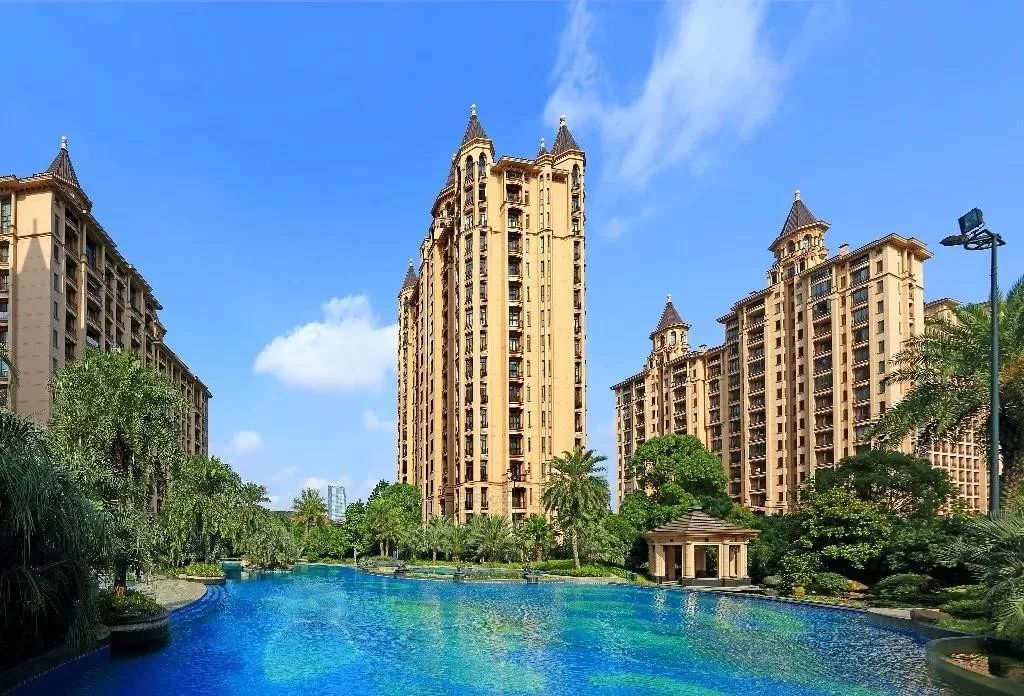 别再见女的就喊美女,见房子就称豪宅,盘一盘上海真正豪宅产品系