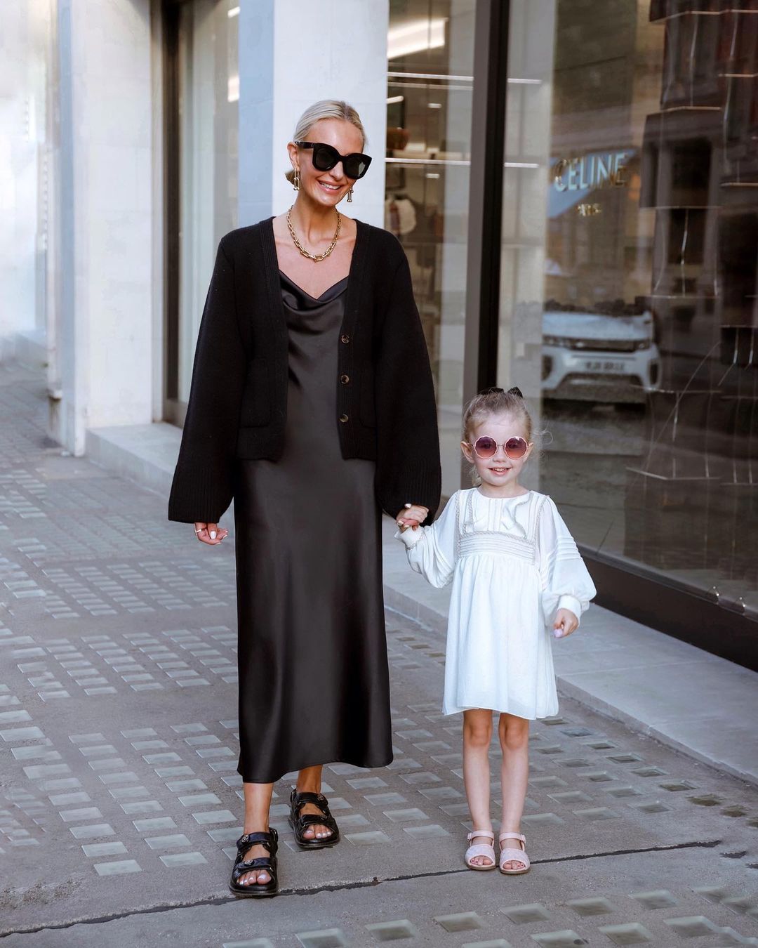 当妈了别忘了打扮自己,基础穿搭秒变精致妈妈