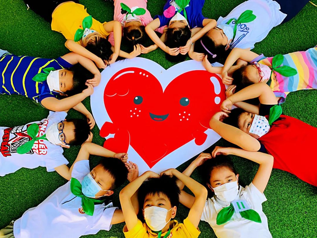 萌娃复学！上海幼儿园开学啦！大型“网友见面”现场也太有爱了吧