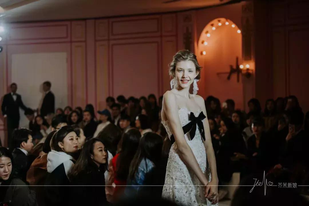 芥茉新娘婚纱品牌介绍,芥末发布会完整视频