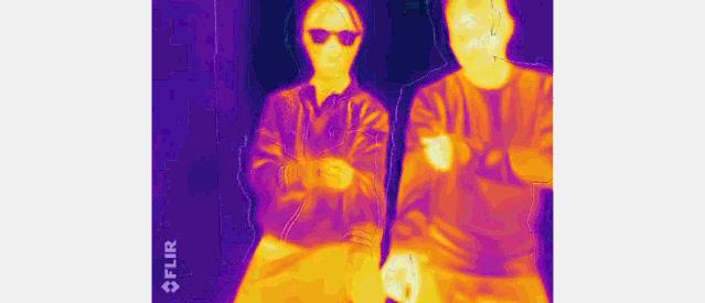 京东众筹智能t恤再也不怕脏,京东攻克卫衣蓄能技术