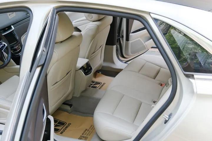 二手凯迪拉克xts和君越哪个值得买,二手凯迪拉克xts推荐买什么配置