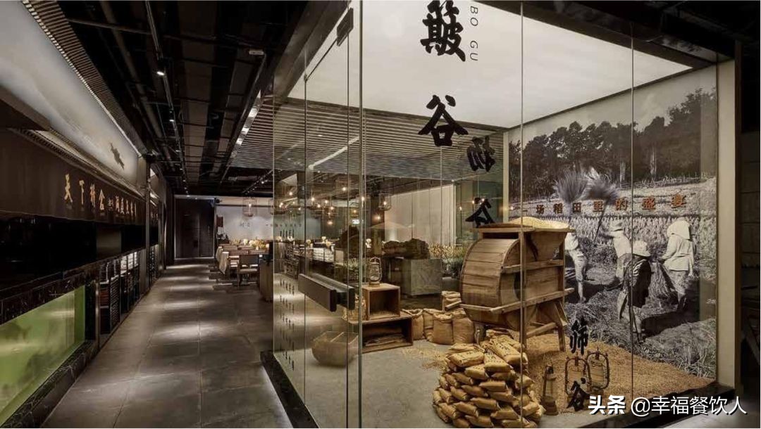 大众点评品类榜首!这家“土到极致”的湘菜馆是如何做到的?