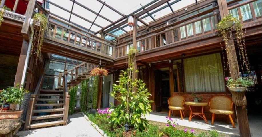 丽江白沙古镇住宿推荐,束河古镇三天两晚住宿团购