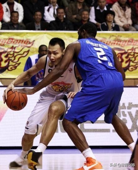 黑哨篮球规则详细讲解,篮球犯规黑哨