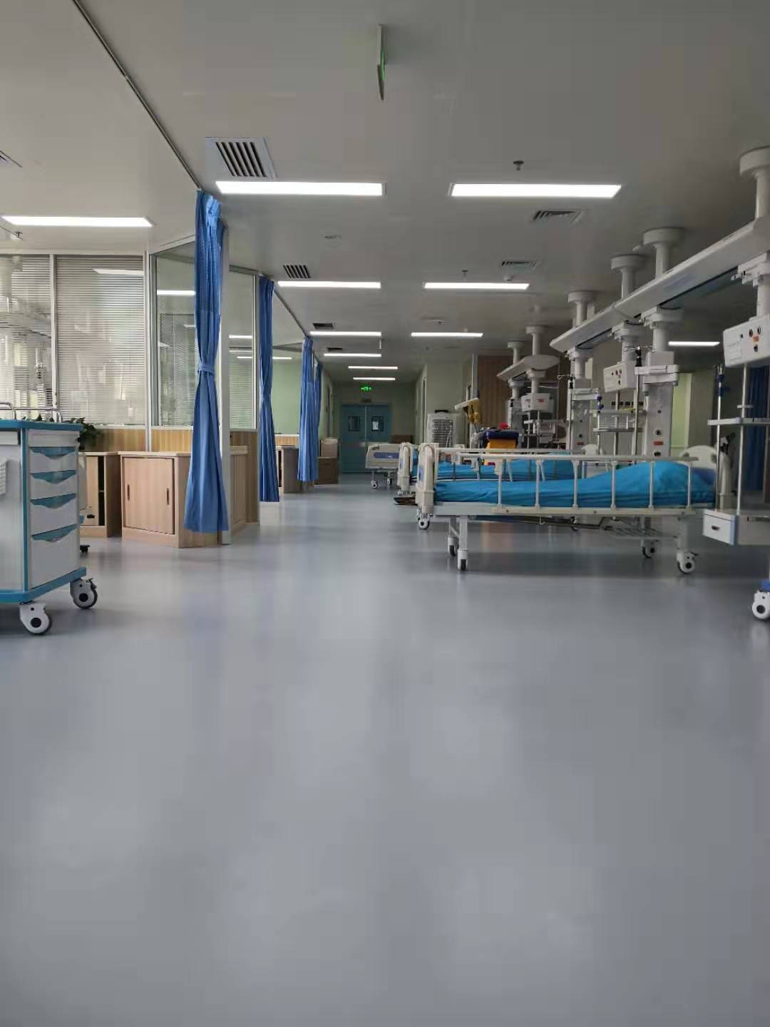 洁福pvc塑胶地板厂家,洁福pvc卷材地板医用